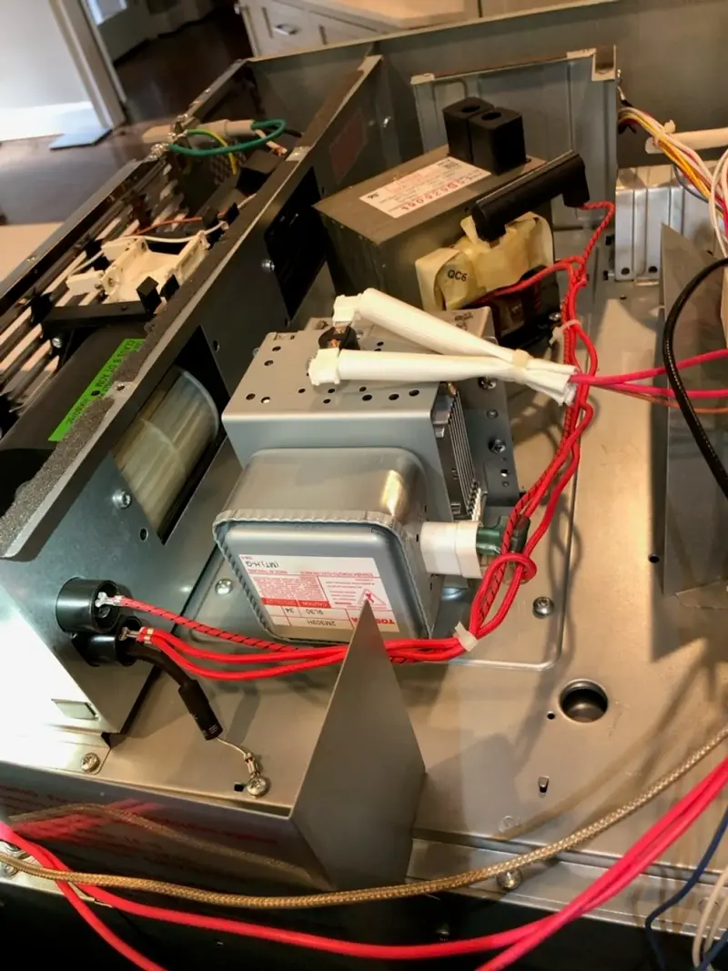Mr. Fixer technician: microwave repair